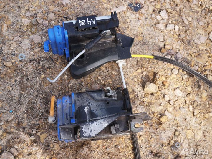 Замок задний левый Audi A4B5