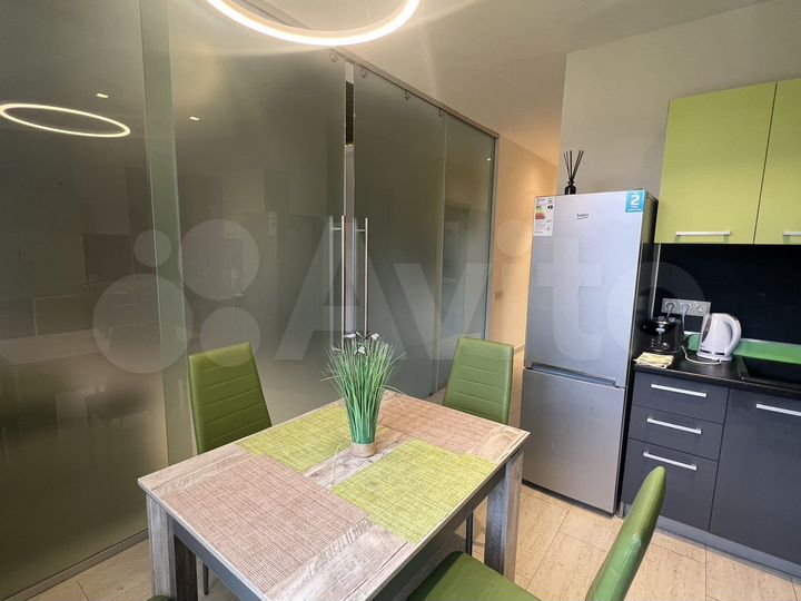 2-к. квартира, 70 м², 5/5 эт.