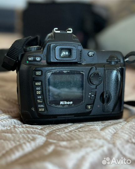 Зеркальный фотоаппарат Nikon D70