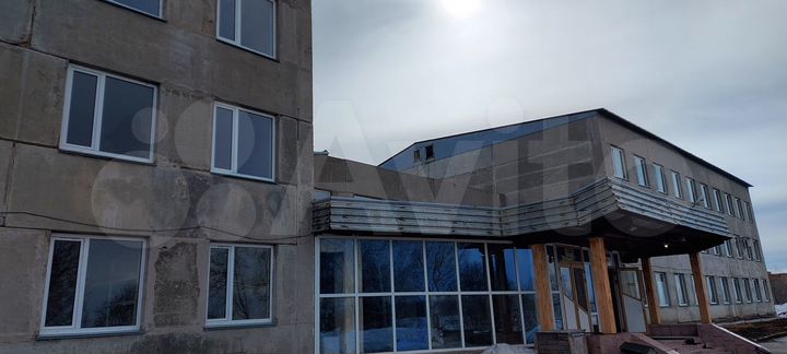 Здание, 4768.7 м²