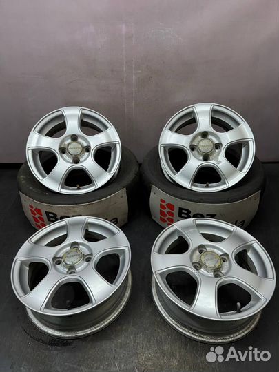 Комплект дисков Violento 4х100 R14 OFF39 5J