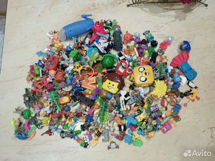 Игрушки из киндер-сюрпризов, Майнкрафт и пр