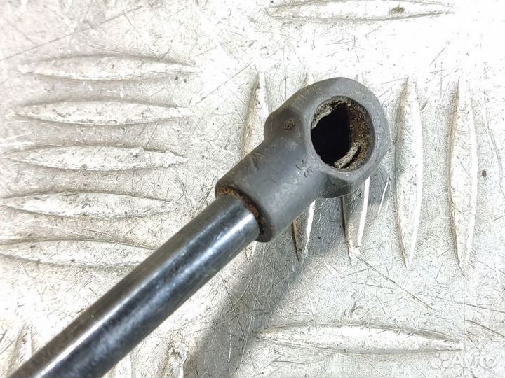 Амортизатор двери багажника Bmw X5 e70 2007-2013