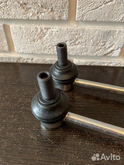 Стойка стабилизатора vag 5q0411315a оригинал