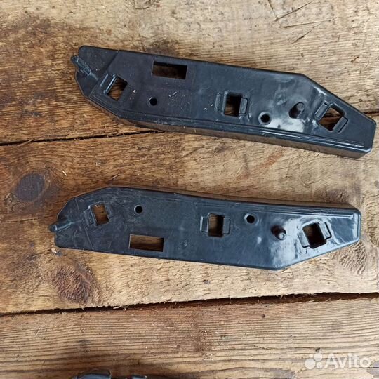 Кронштейн бампера Ford Edge