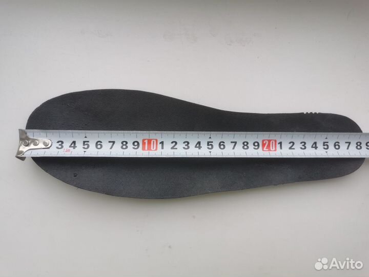 Роликовые коньки