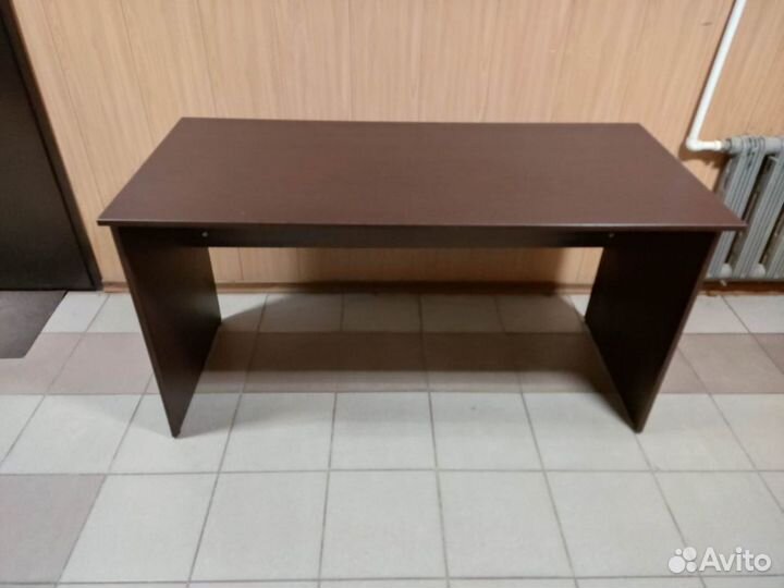 Стол офисный,парта, компьютерный