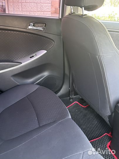 Hyundai Solaris 1.4 AT, 2013, 80 000 км