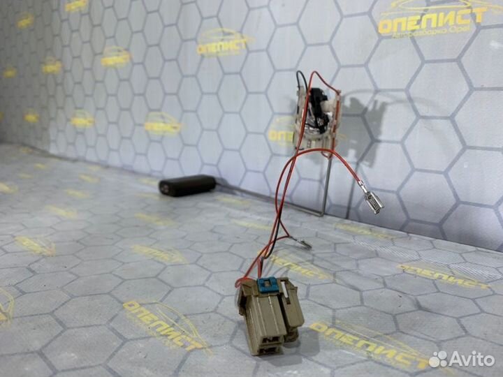 Датчик уровня топлива Opel Insignia A A20DTH 2012