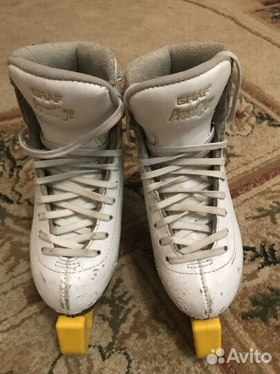 Фигурные коньки Graf