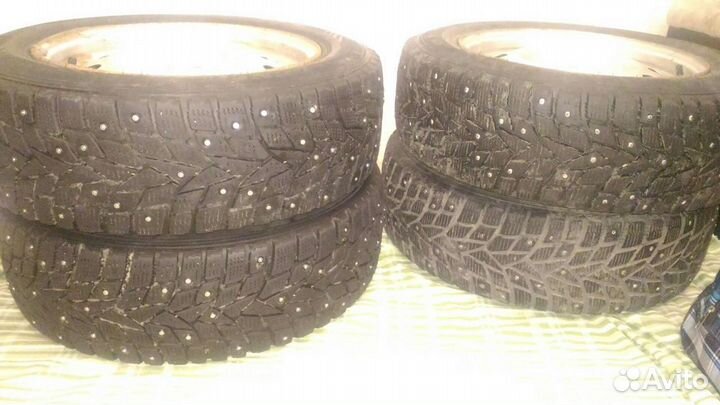 Dunlop SP Winter ICE02 175/65 R14 82T + диски Лада