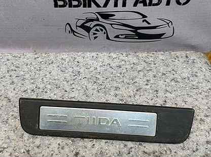 Накладка порога задняя правая Nissan Tiida C11