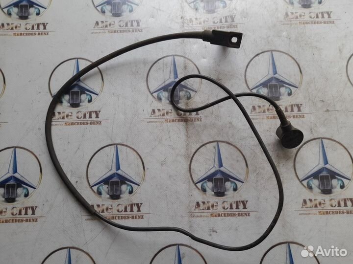 Мерседес E-Класс Датчик положения коленчатого вала