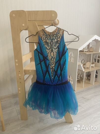 Костюм для фигурного катания