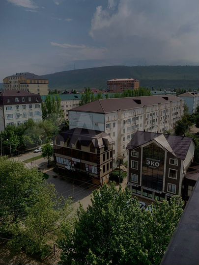3-к. квартира, 98 м², 8/10 эт.