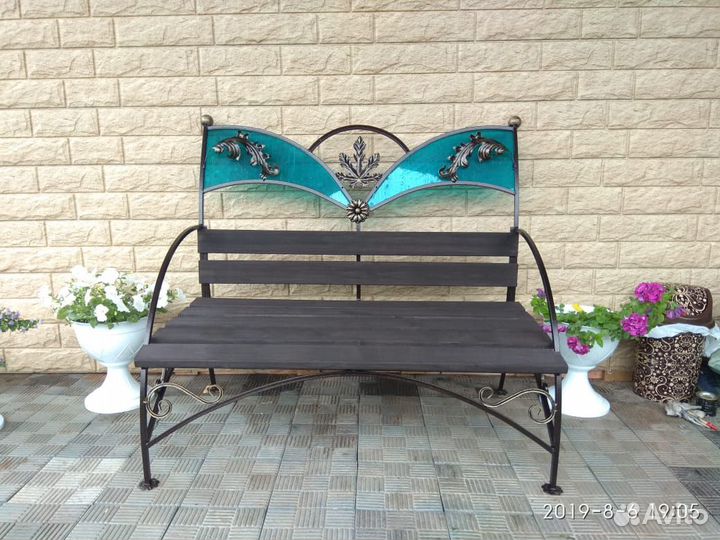 Кованая скамейка
