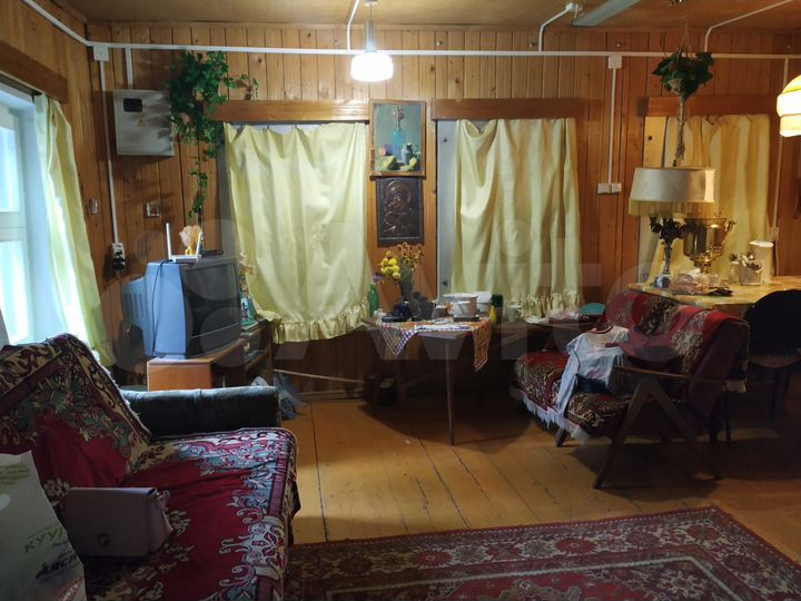 Дом 52,9 м² на участке 9,4 сот.