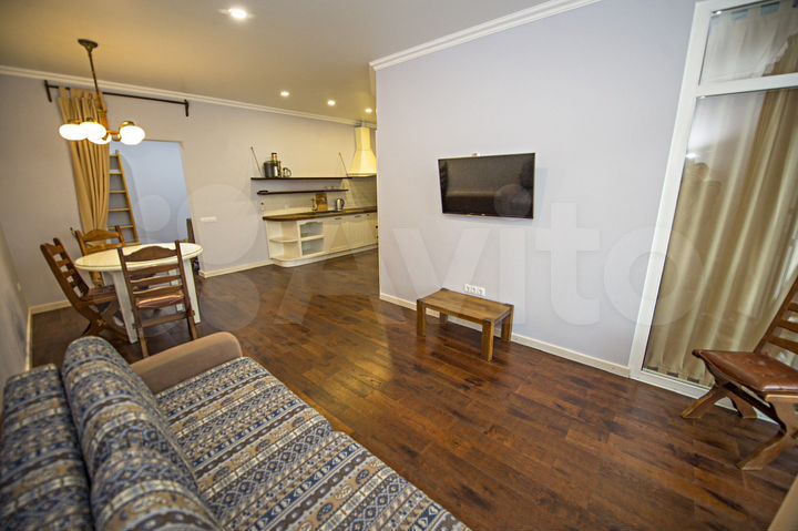 2-к. квартира, 70 м², 13/16 эт.