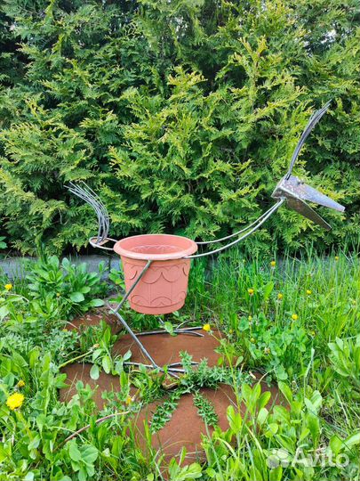 Подставка уличная для цветов