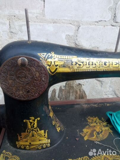 Швейная машинка зингер ручная, в рабочем состоянии