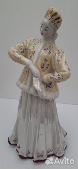 Статуэтка Лебедушка Дулево 1966 год