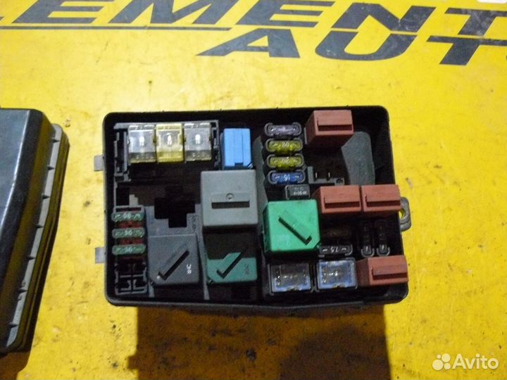 Блок предохранителей для Ford Mondeo II