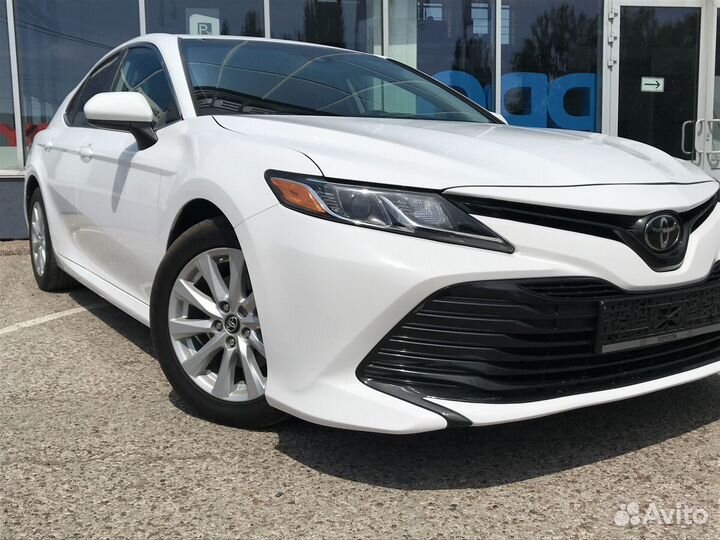 Toyota Camry, 2018