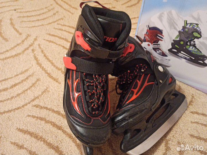 Коньки хоккейные детские