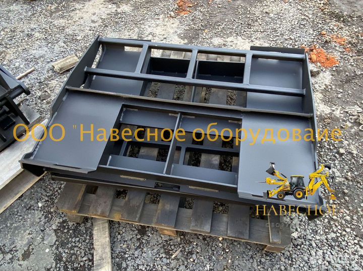 Паллетные вилы на мини погрузчик джисиби