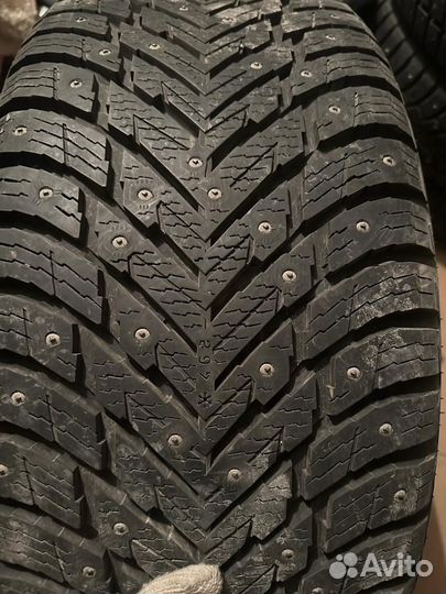 Nokian Tyres Hakkapeliitta 10p SUV 275/45 R20 110T