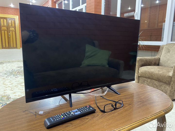 Телевизор 32д