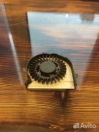 Кулер вентилятор ноутбука Sumsung np300e5x торг