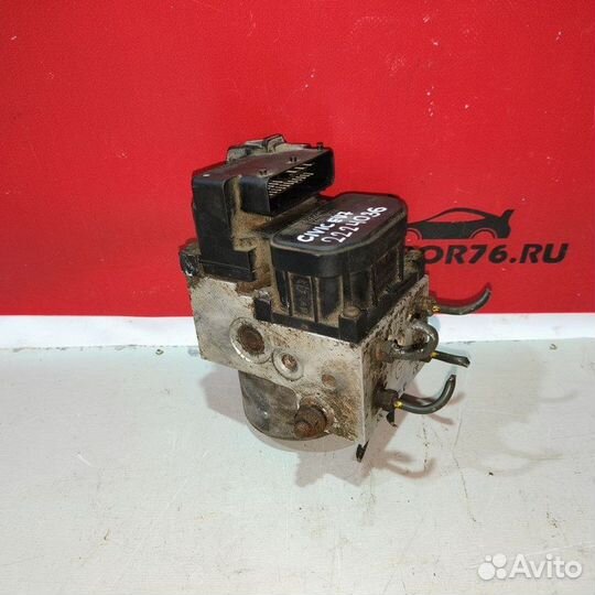 Насос ABS на Honda Civic EU7 D14Z6
