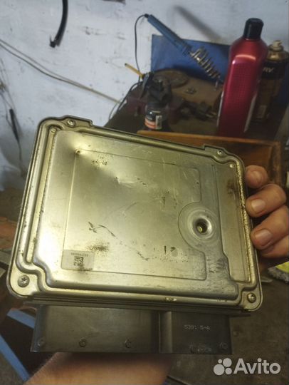 Блок управления двигателем эбу Audi A1 2012