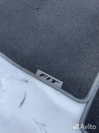 Автомобильные коврики Honda Fit