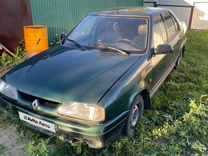 Renault 19 1.4 MT, 1997, битый, 150 000 км, с пробегом, цена 37 000 руб.