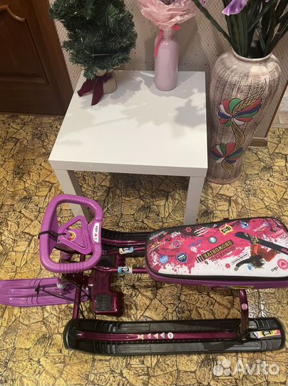 Детский снегокат Nika