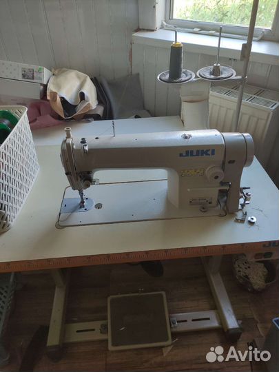 Швейная прямострочная машина Juki DDL-8100E