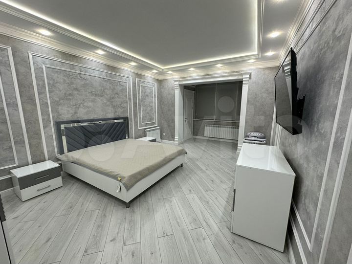 1-к. квартира, 60 м², 7/15 эт.