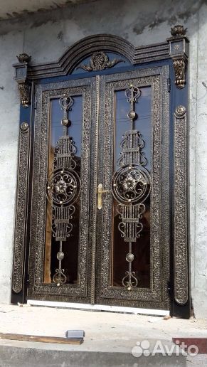 Кованые двери