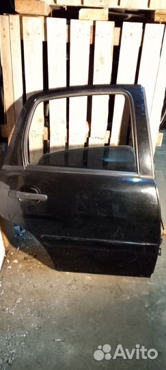 Дверь задняя правая Citroen C3