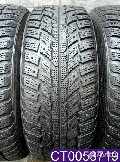 Kumho I'Zen RV Stud KC16 225/65 R17 96T