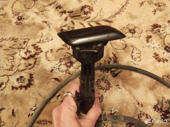 Форсунка омывателя фары прав Toyota Camry 50