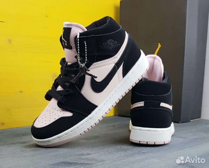 Nike Air Jordan кроссовки новые женские
