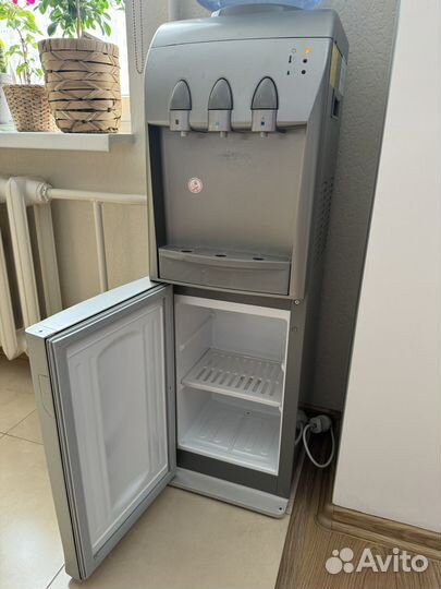 Кулер для воды с холодильником бу