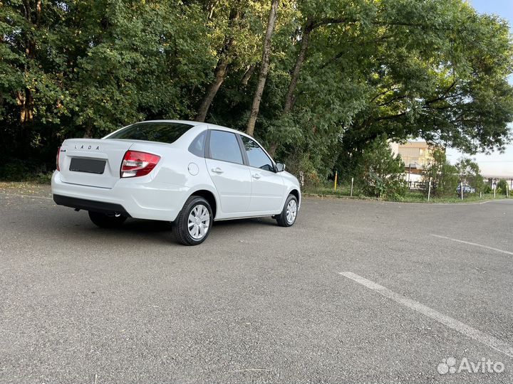 LADA Granta 1.6 МТ, 2023, 6 км