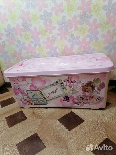 Оромный контейнер