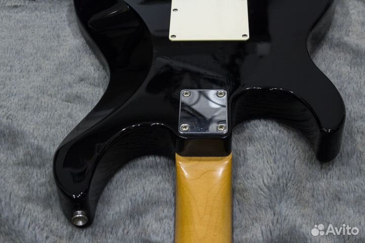 Электрогитара Yamaha Pacifica 112