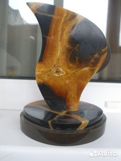 Часы янтарь настольные СССР