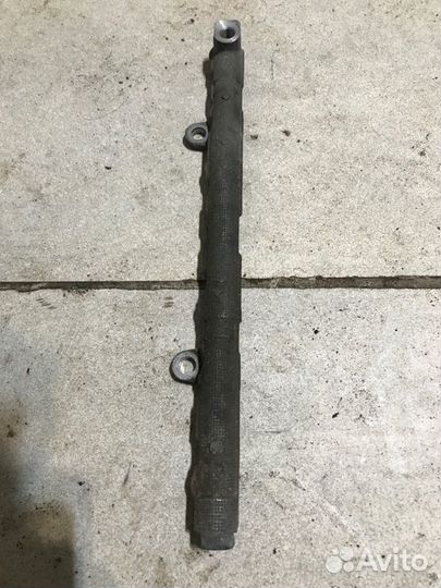 Трубка подачи топлива Toyota Celsior UCF31 3uzfe